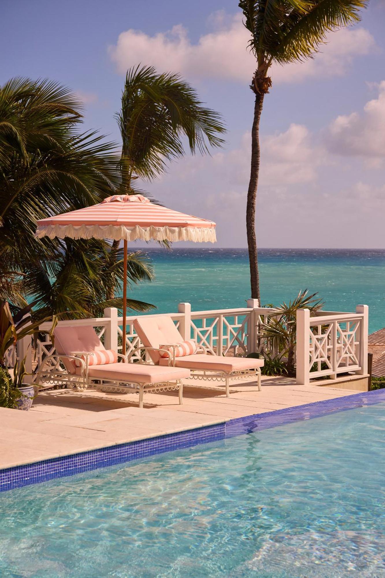 Coral Sands Inn & Cottages Dunmore Town Экстерьер фото