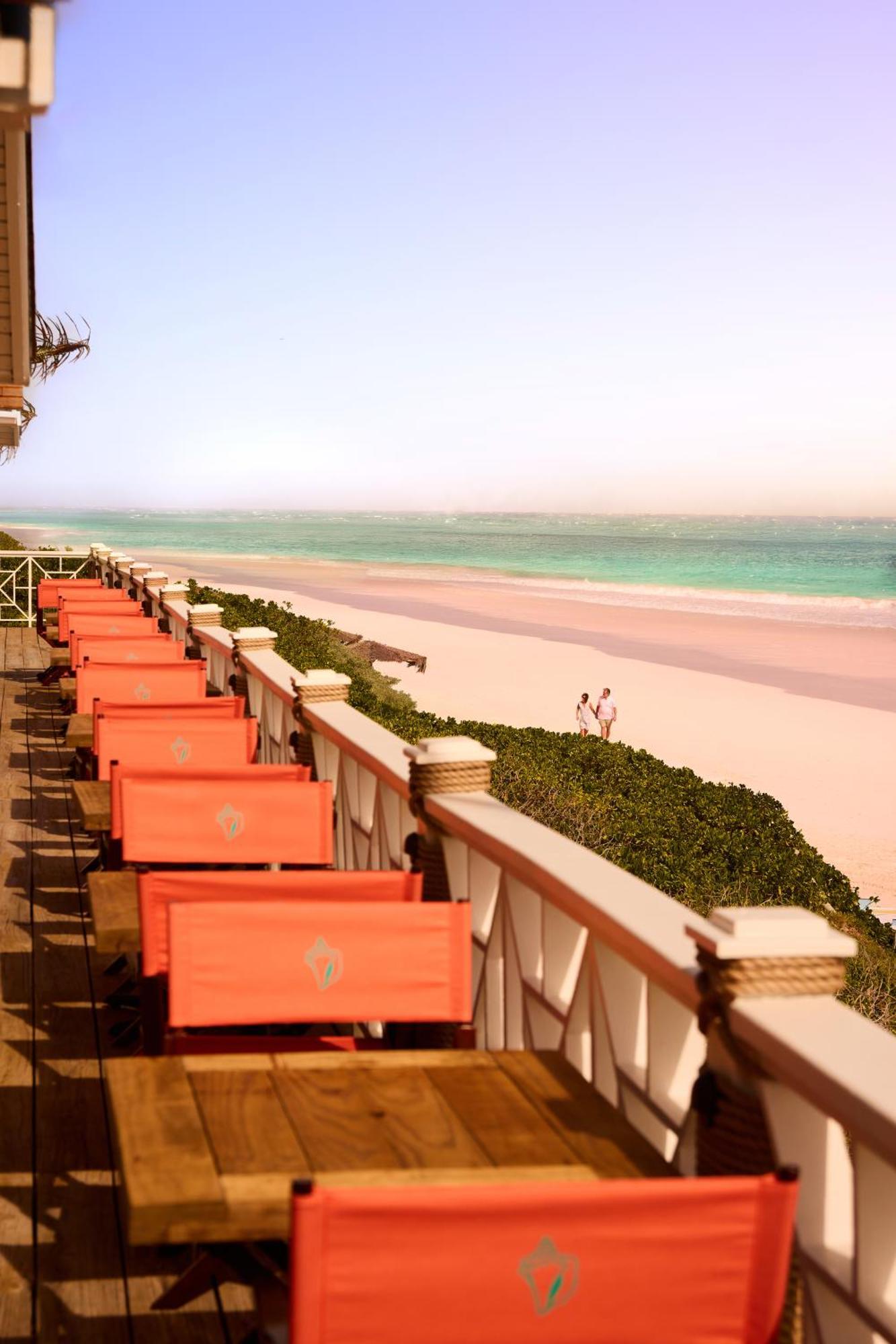 Coral Sands Inn & Cottages Dunmore Town Экстерьер фото