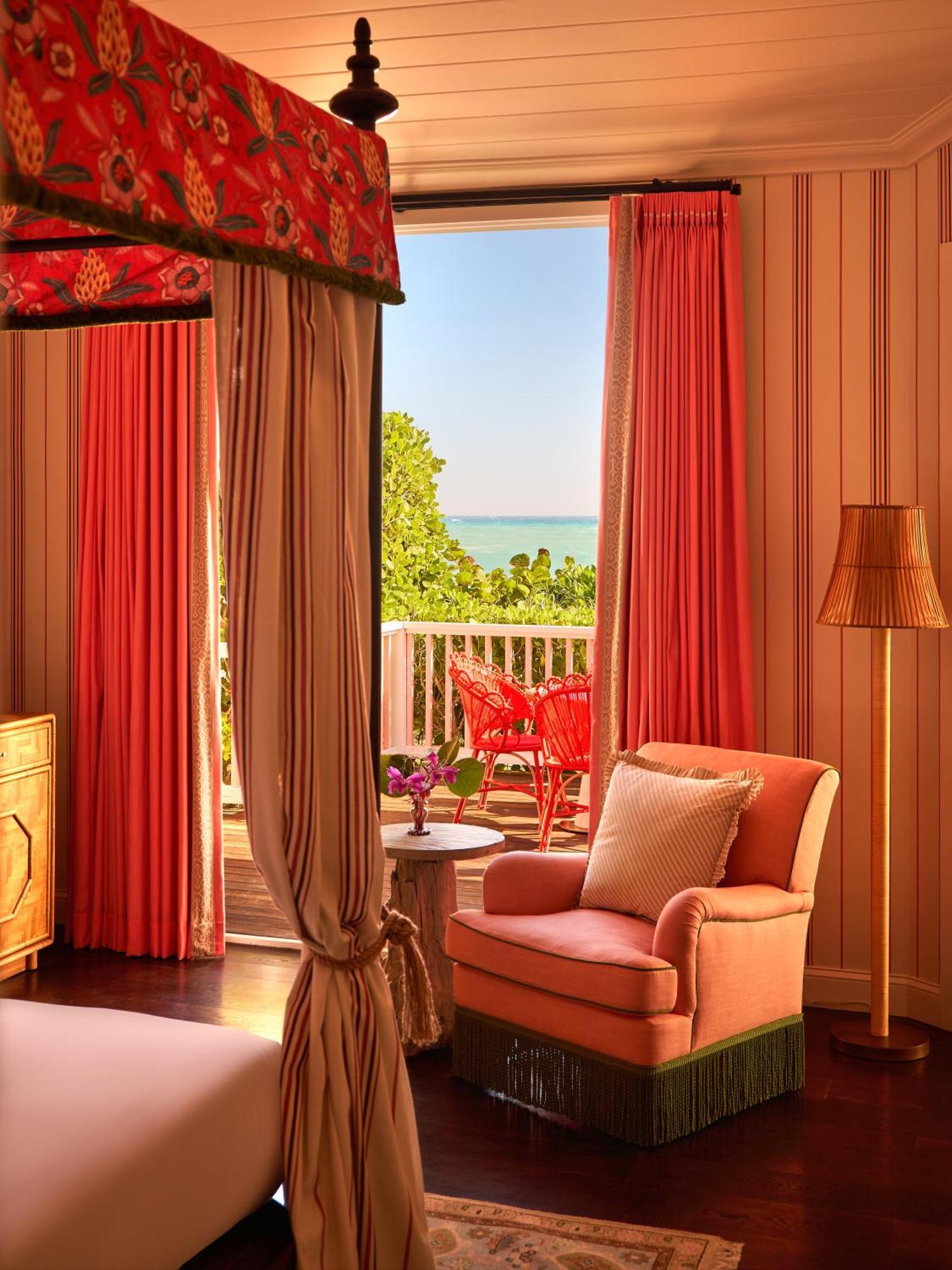 Coral Sands Inn & Cottages Dunmore Town Экстерьер фото